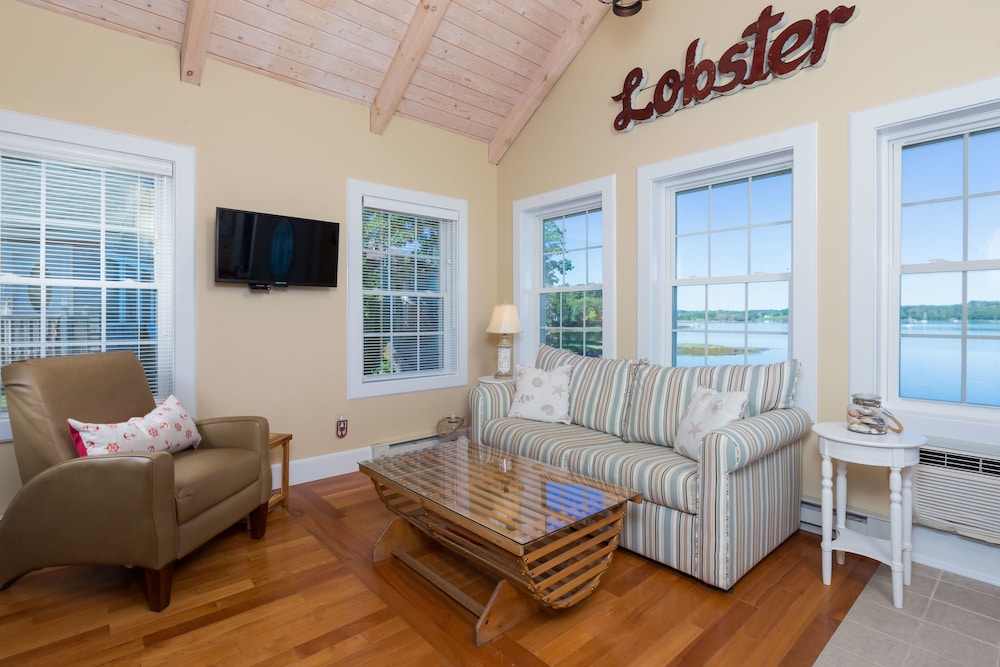 Sheepscot Harbour Village Resort