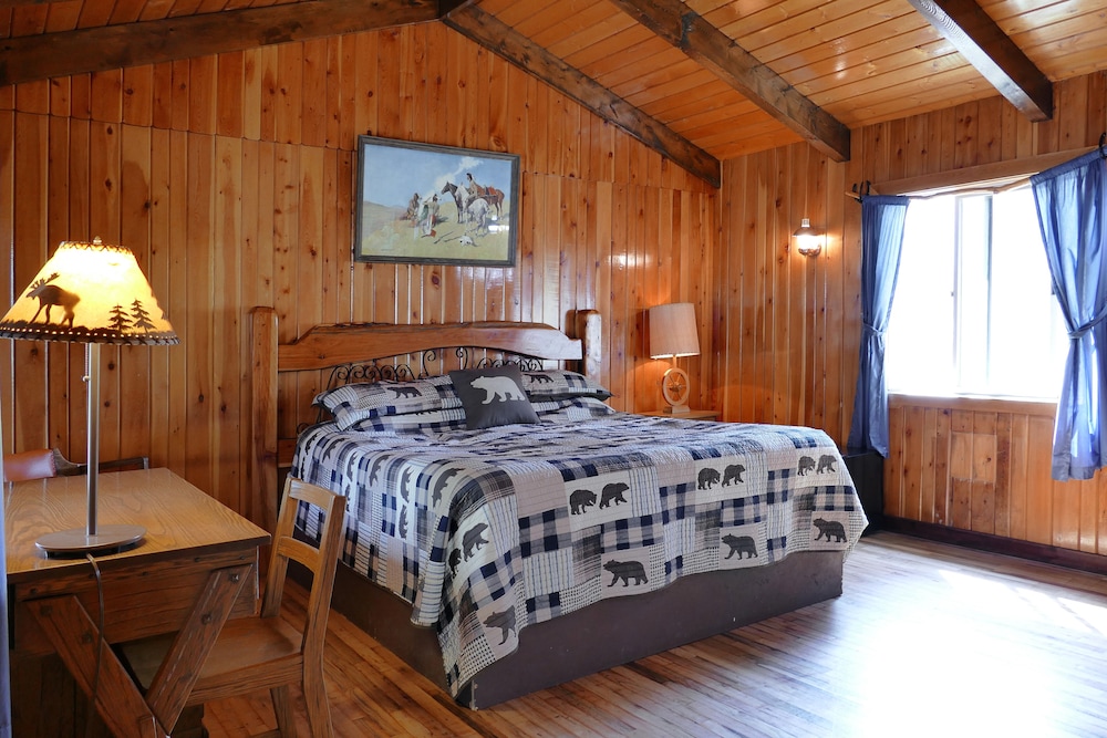 Creekside Lodge at Yellowstone