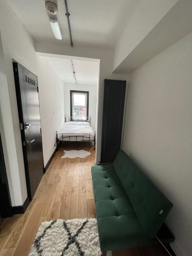 Compact Studio Flat - 12 Minutes From Shoreditch
