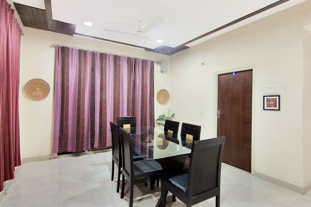 Hyderabad Vacations - OYO 20009 SilverKey Gachibowli - Property Image 9