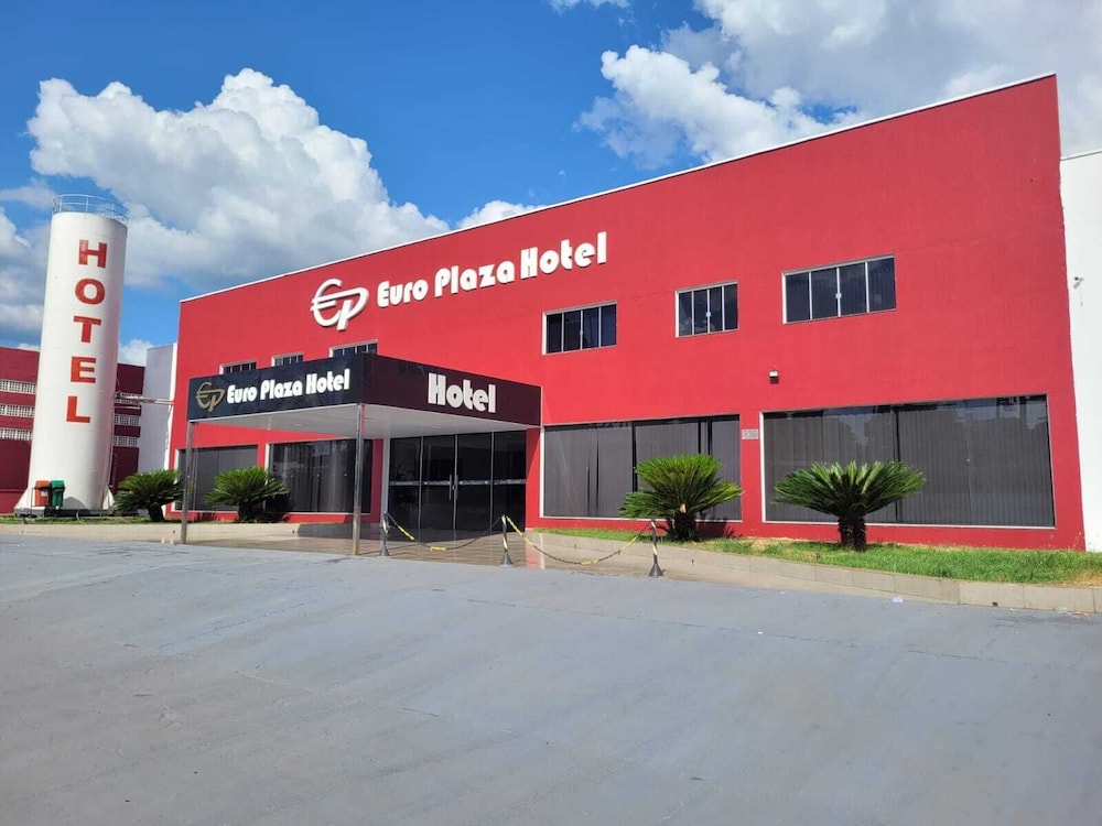 Hotel Euro Plaza Hotel - Image 1