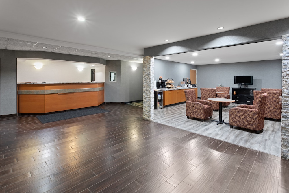 Mount Pleasant Vacations - Americas Best Value Inn Suites Racine - Property Image 28