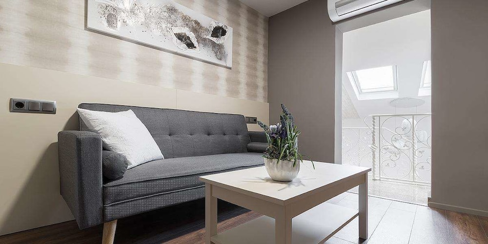 Hostal Residencia Victoria view 2