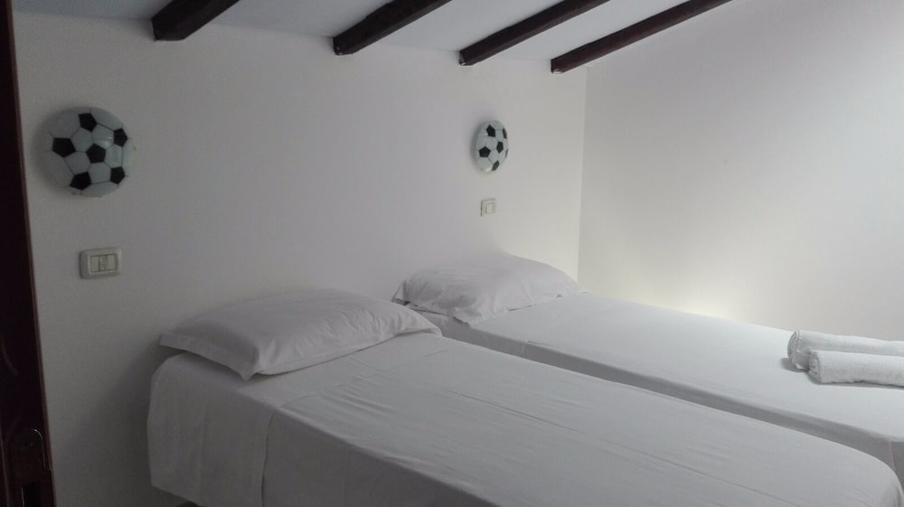 Bed & Breakfast Phenicusa view 3