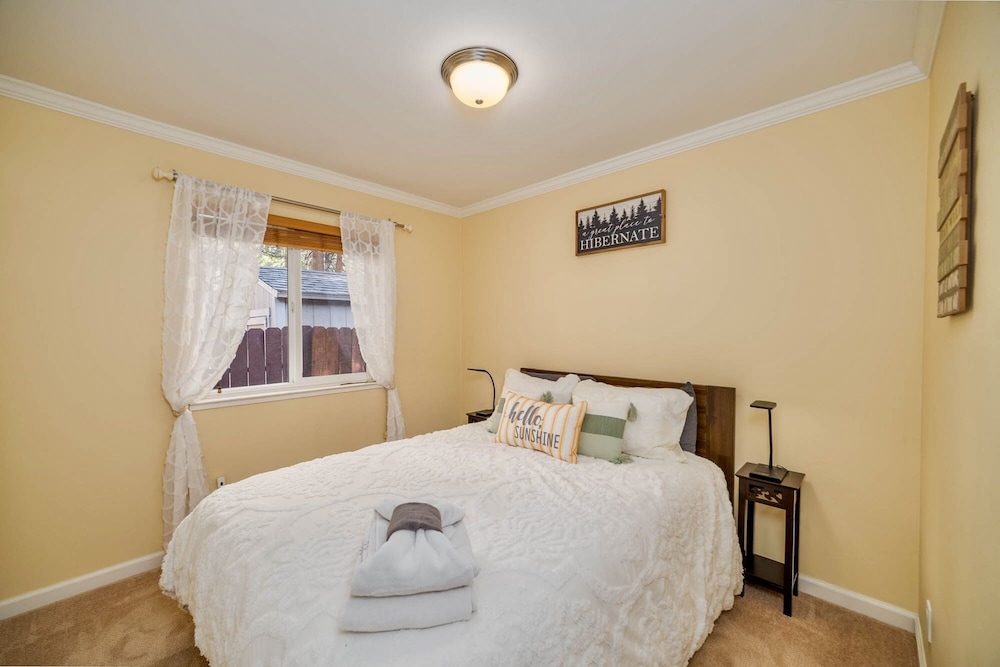 846 Stanford 3 Bedroom Home