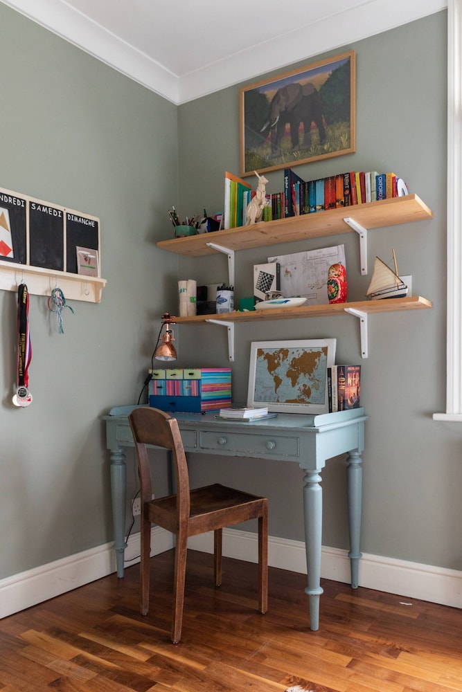Poplar Grove II by Onefinestay
