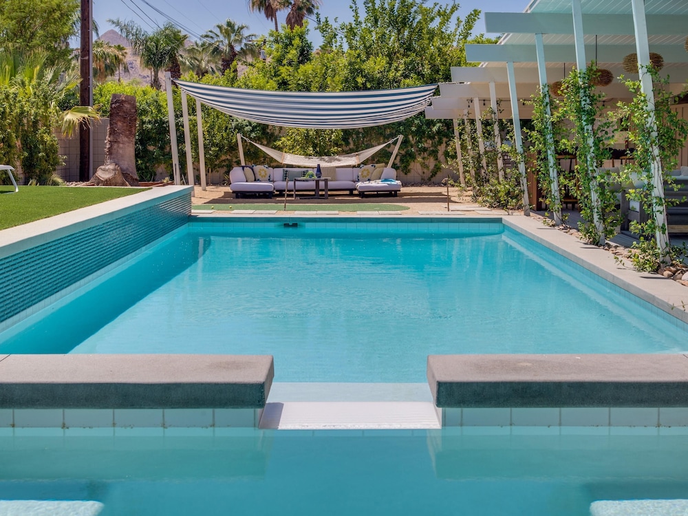 Palm Springs Vacations - West Elm House 2017: The Alexander - Property Image 9