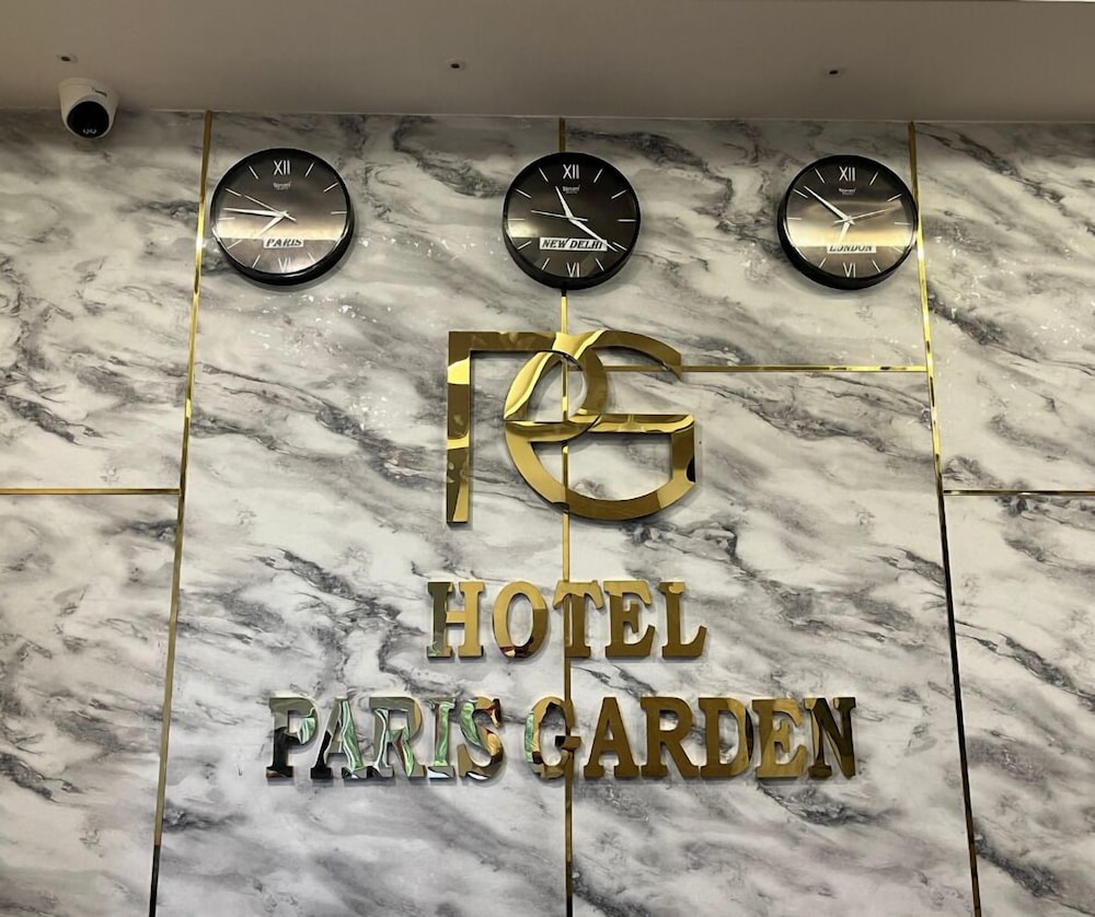 Hotel Paris Garden