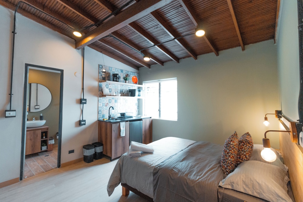 Niddo by Roots Rentals