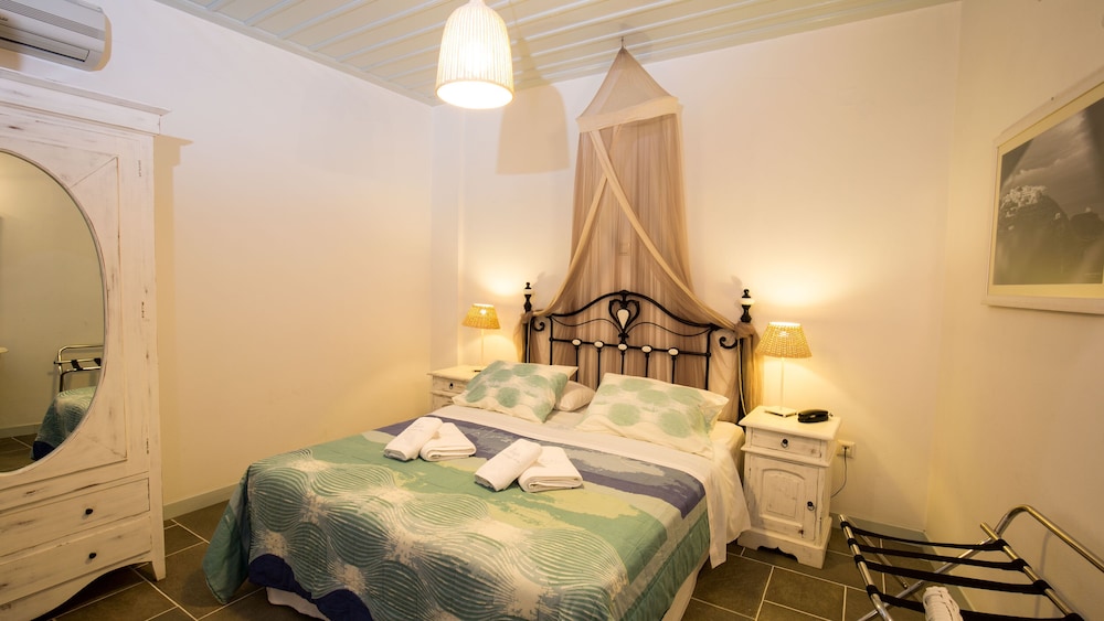 Kohylia Beach Guest House view 2