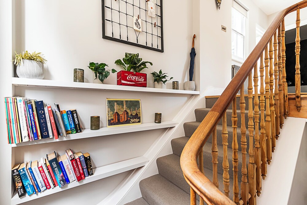 Rustic and Contemporary Haven in Brixton