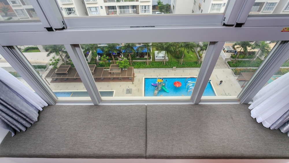 Jennifer Apartment Luxury 2BR SW Pool