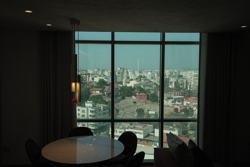 Grandstay Apartments 165