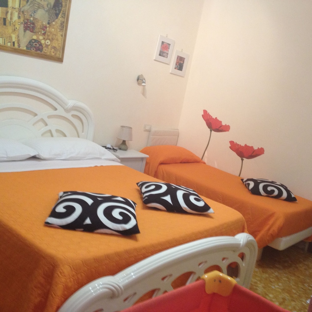 B&B Vatican Golden Rooms