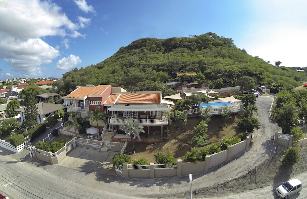 Hotel O Casarao Guesthouse - Image 1