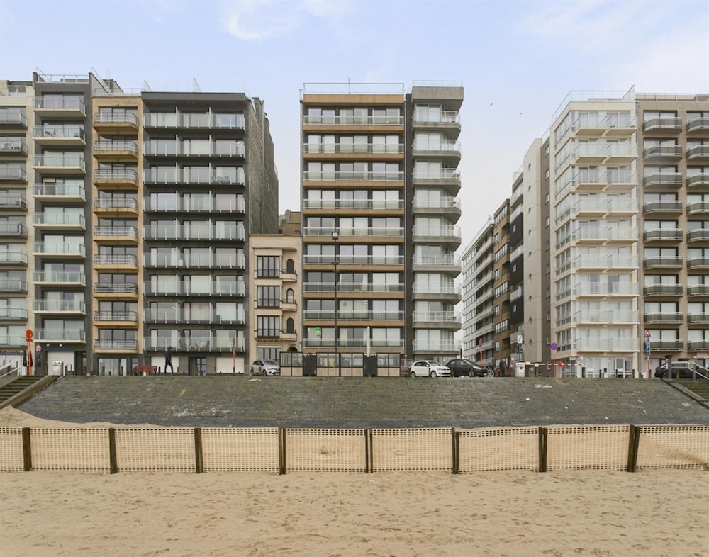 Flat in Blankenberge Near Belgium Pier