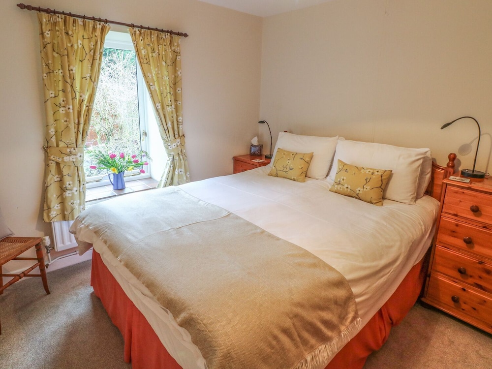 Barn Croft Cottage view 2