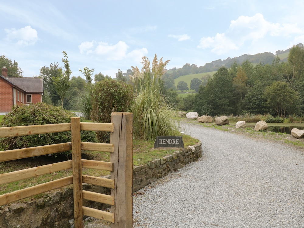 Hendre