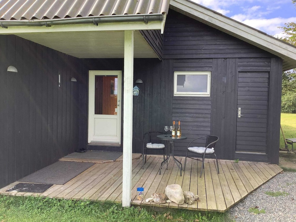 6 Person Holiday Home in Oster Assels