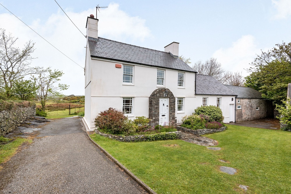 Cwm Farm