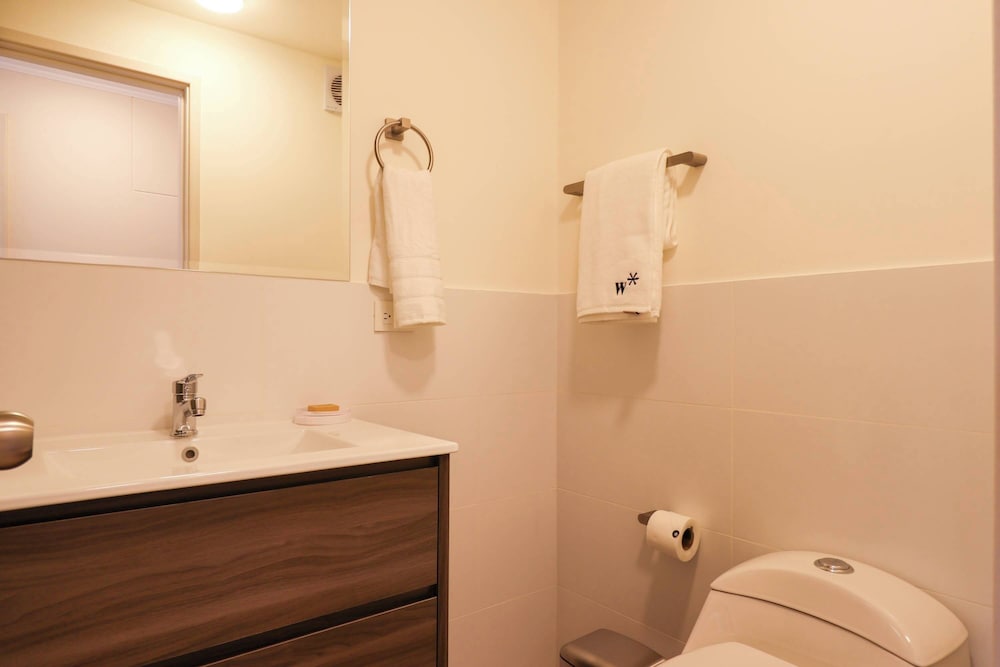w Dazzling 2BR w Balcony in Miraflores