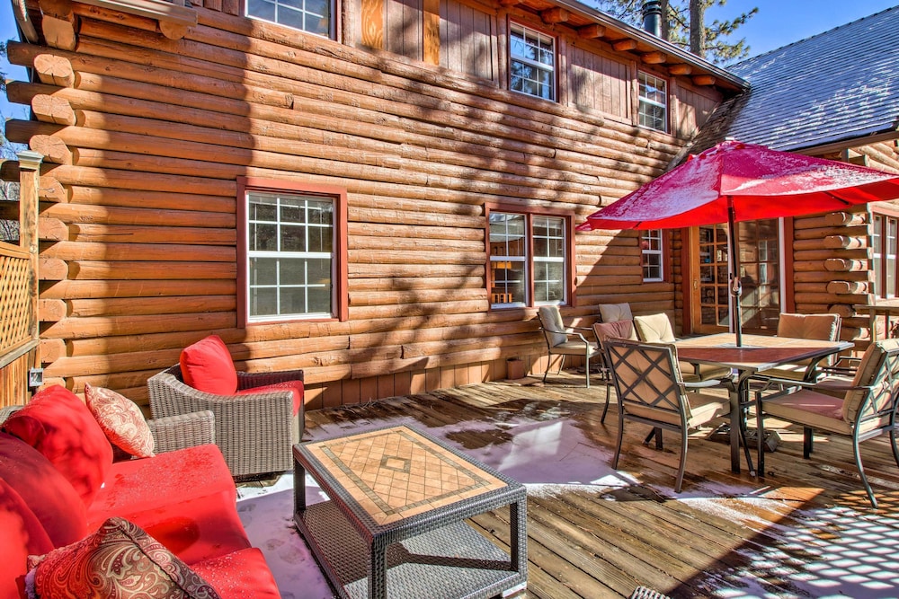Pine Mountain Club Log Home w/ Deck + Grill! view 3