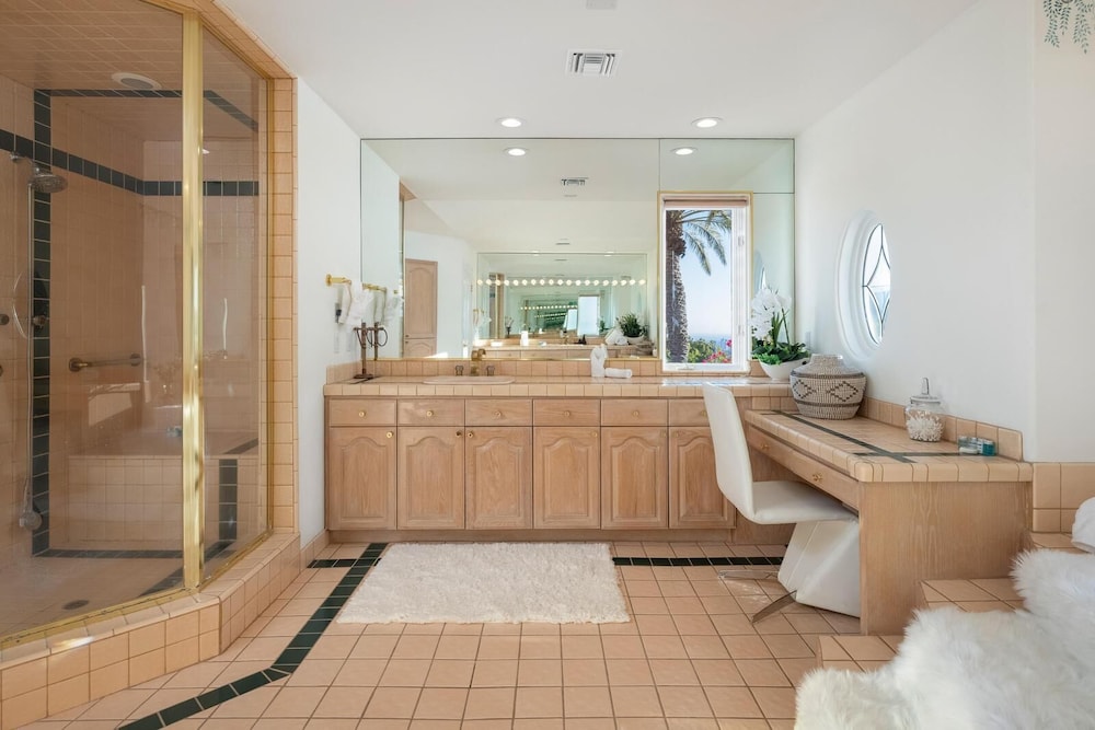 Stradella Spanish - Contemporary Mediterranean Estate w/ Resort-style Yard