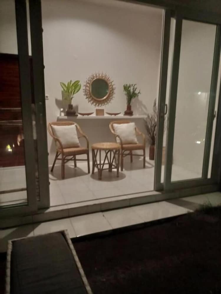 Efrata Villa