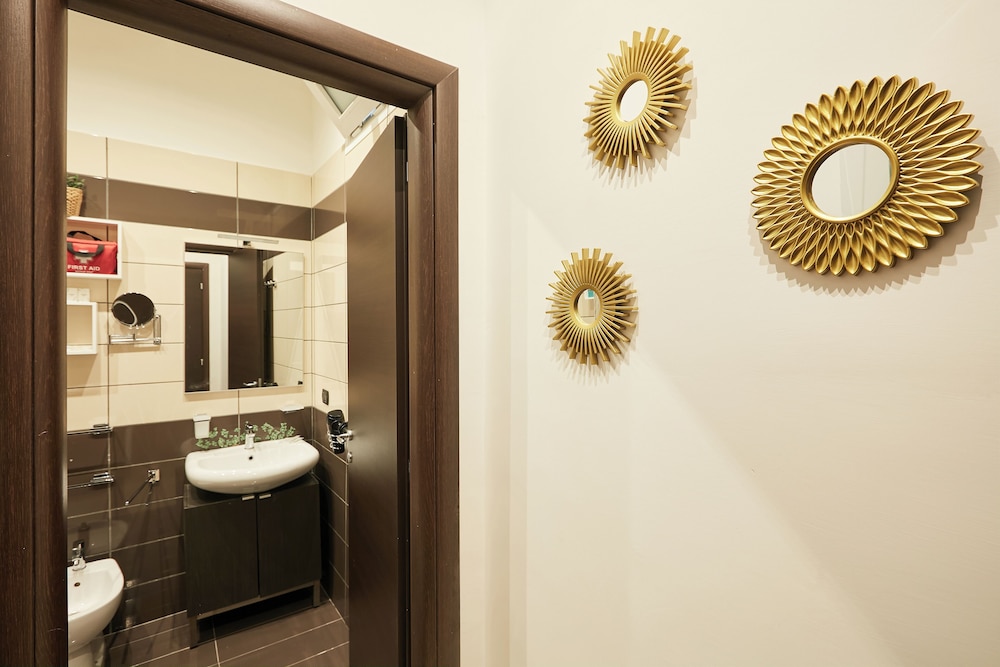 Vicky's Luxury Guesthouse by Napoliapartments