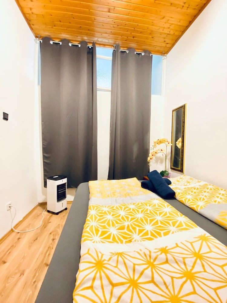 Affordable 3BR Apartment Top Location