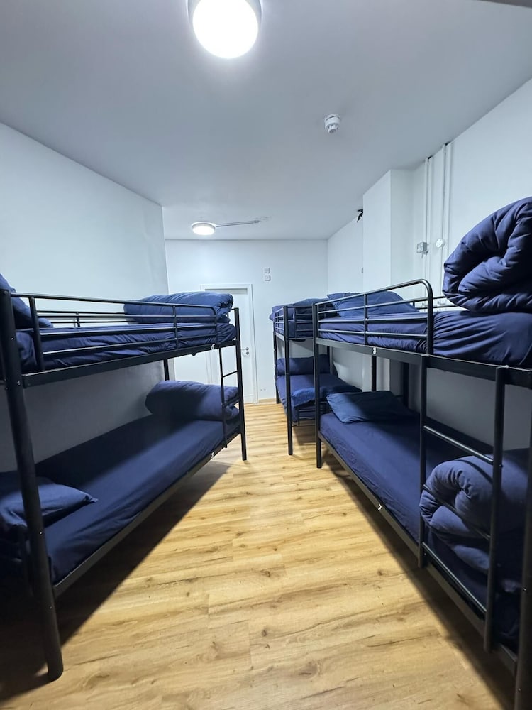 Rahman Hostel - Manchester