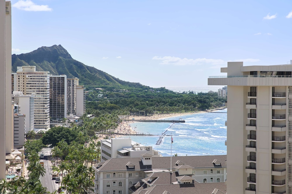 OUTRIGGER Waikiki Beachcomber Hotel 66