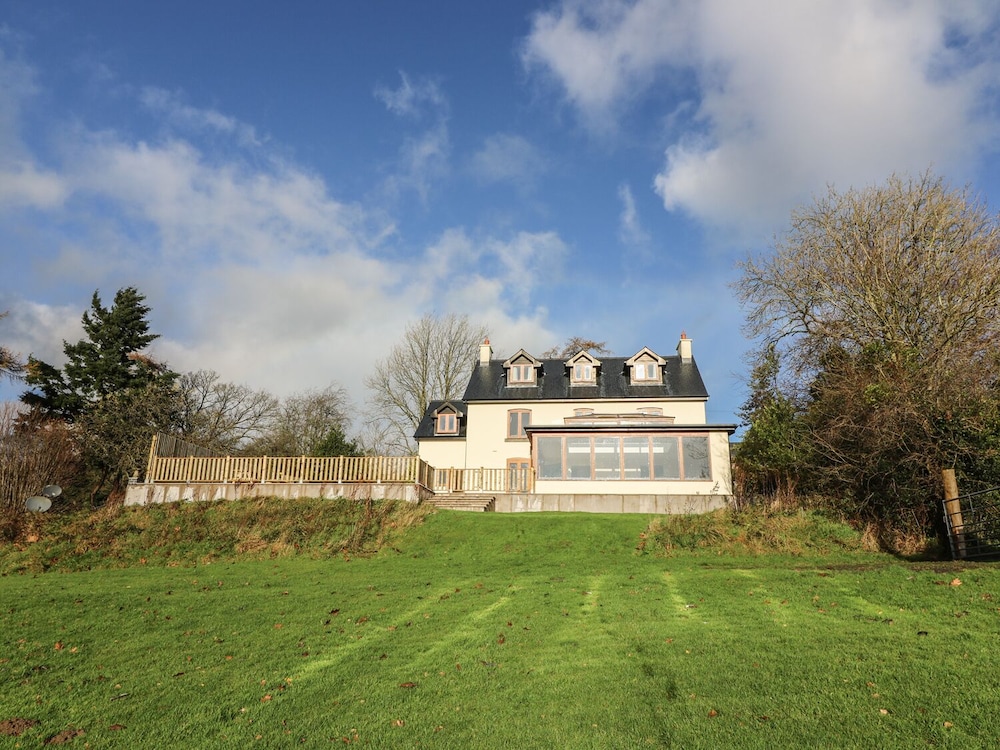 Oakwood House