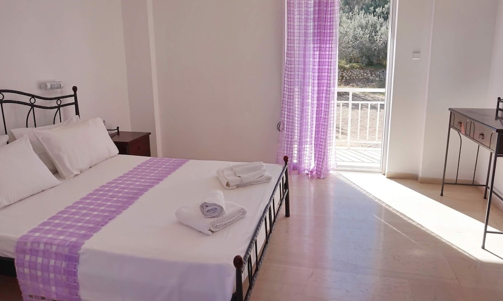 Yialos Studios