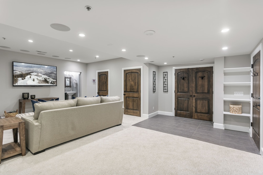1158 - Three Bedroom Deluxe Stonebridge 3 Condo