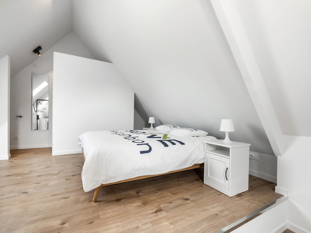 Luxury Retreat With Furry Friends