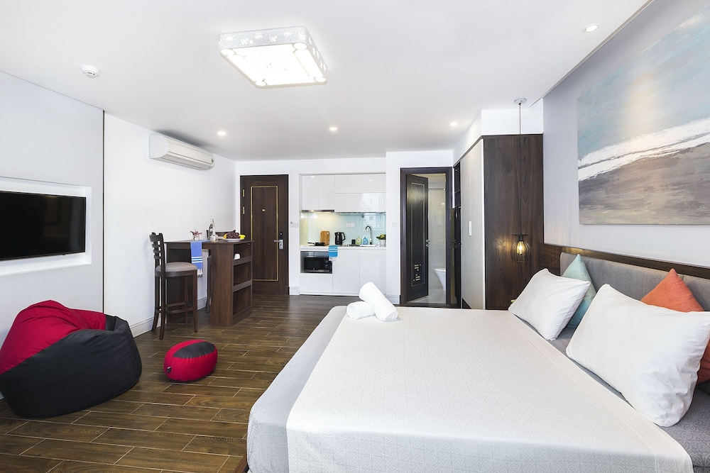 Christina's Da Nang - Co-Living Apartments view 3