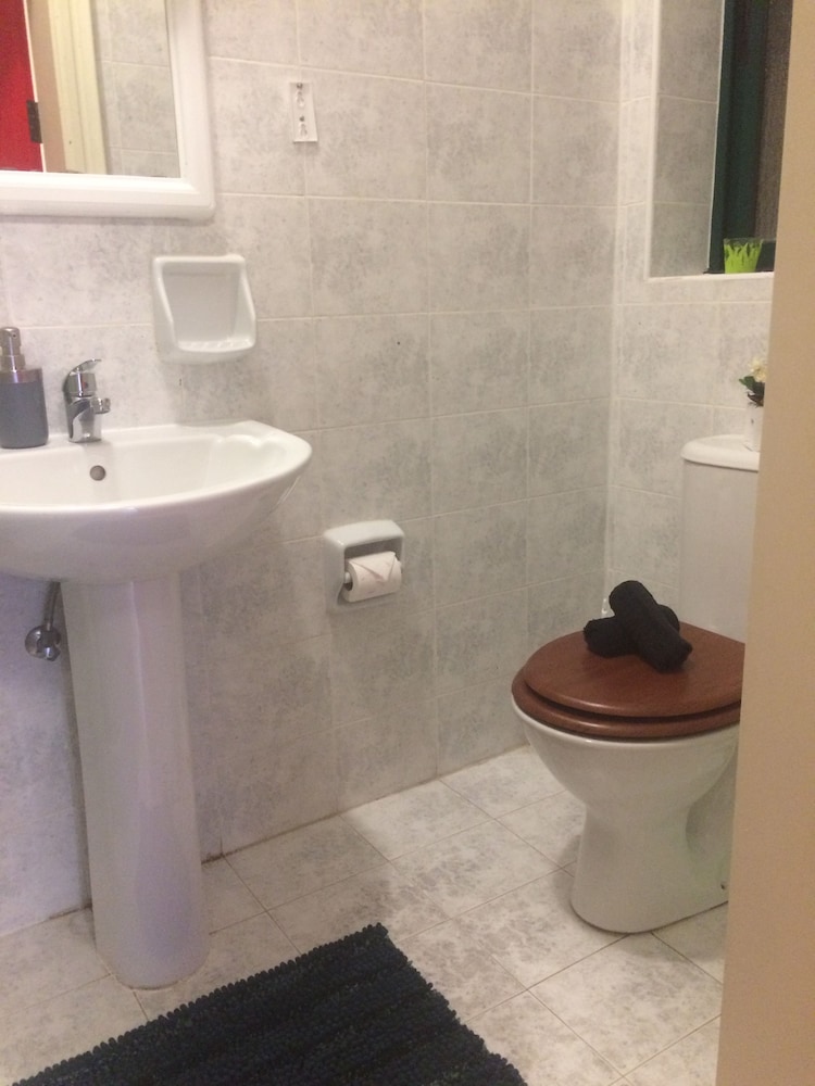 Maltese Rooms
