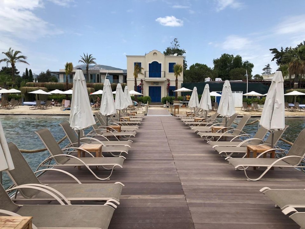 Ramada Resort by Wyndham Bodrum - Image 88