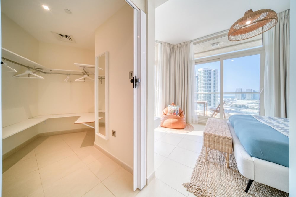 Reem Island Beach Escape w Stellar Balcony Views