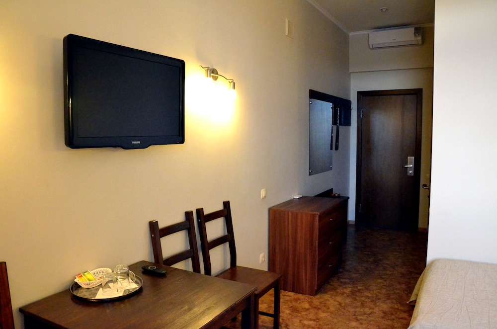 Tranzit Hotel