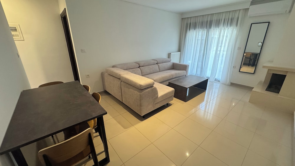 Icon Apartments
