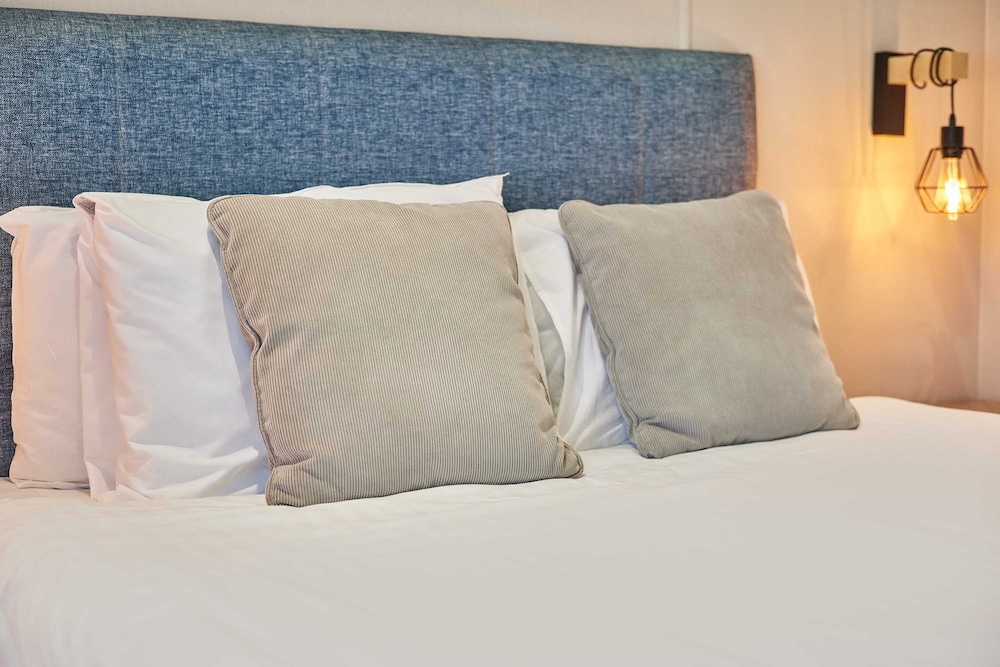 Host Stay Bridgewater Lodge