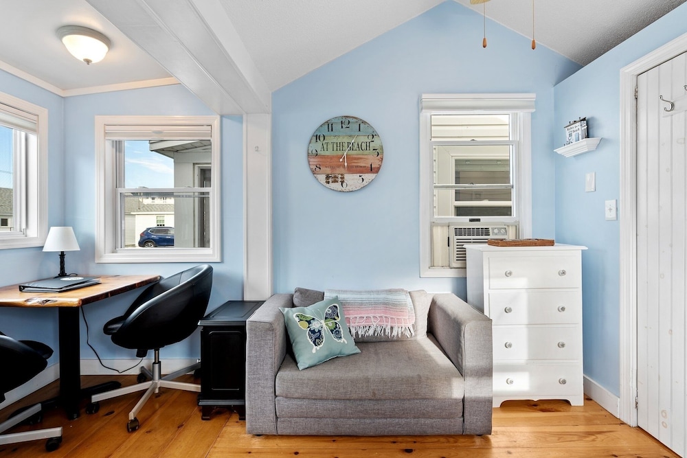 Shore Delight Studio for 2!