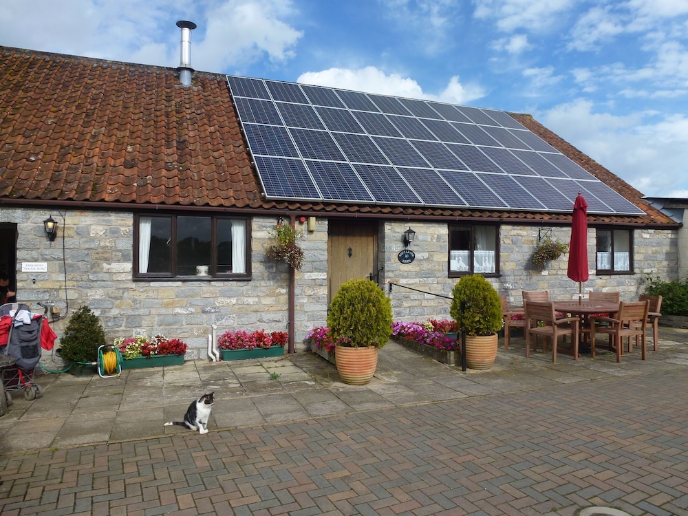 Double-gate Farm