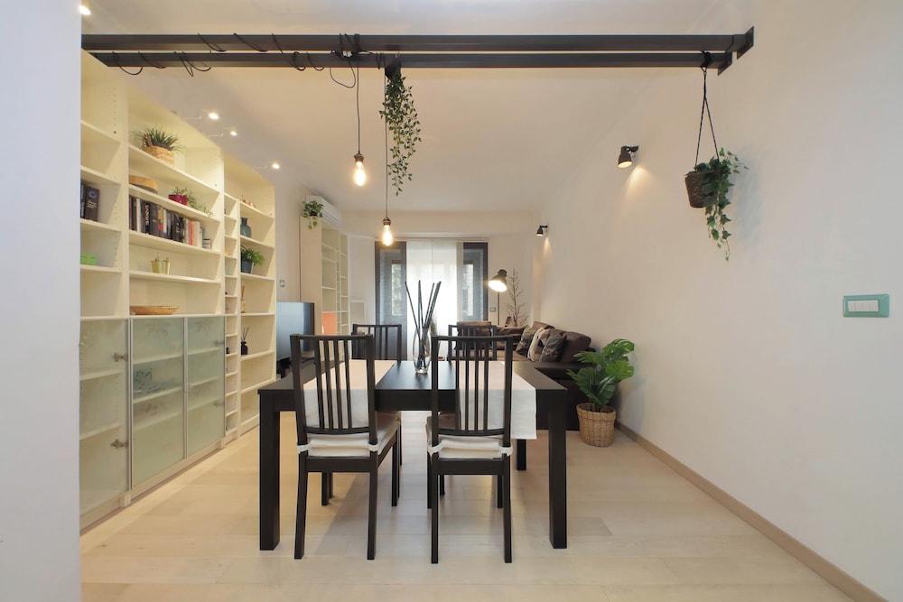 Trendy Flat near Marconi