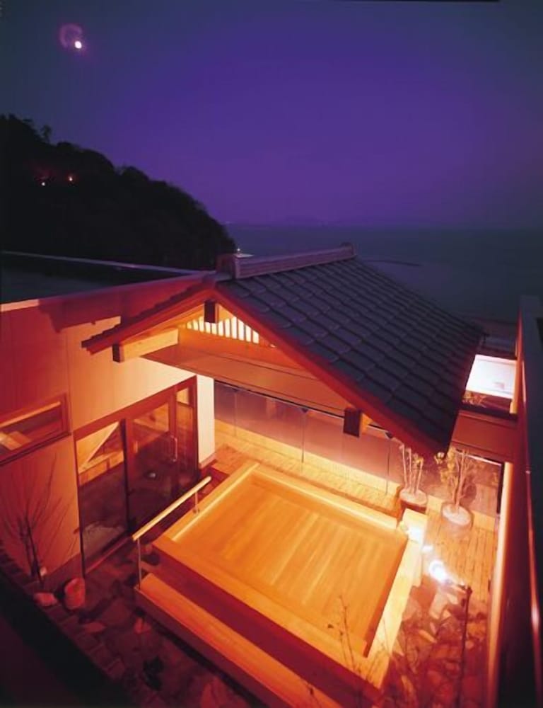 Nishiura Grand Hotel Kikkei