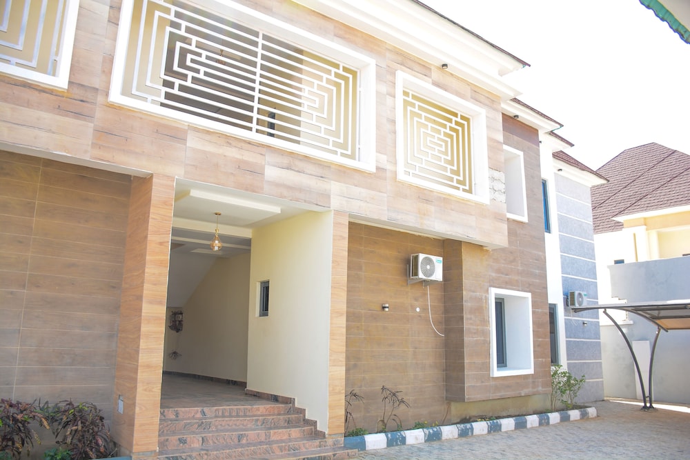 Captivating 2-bedroom Apartment in Kaduna City view 4