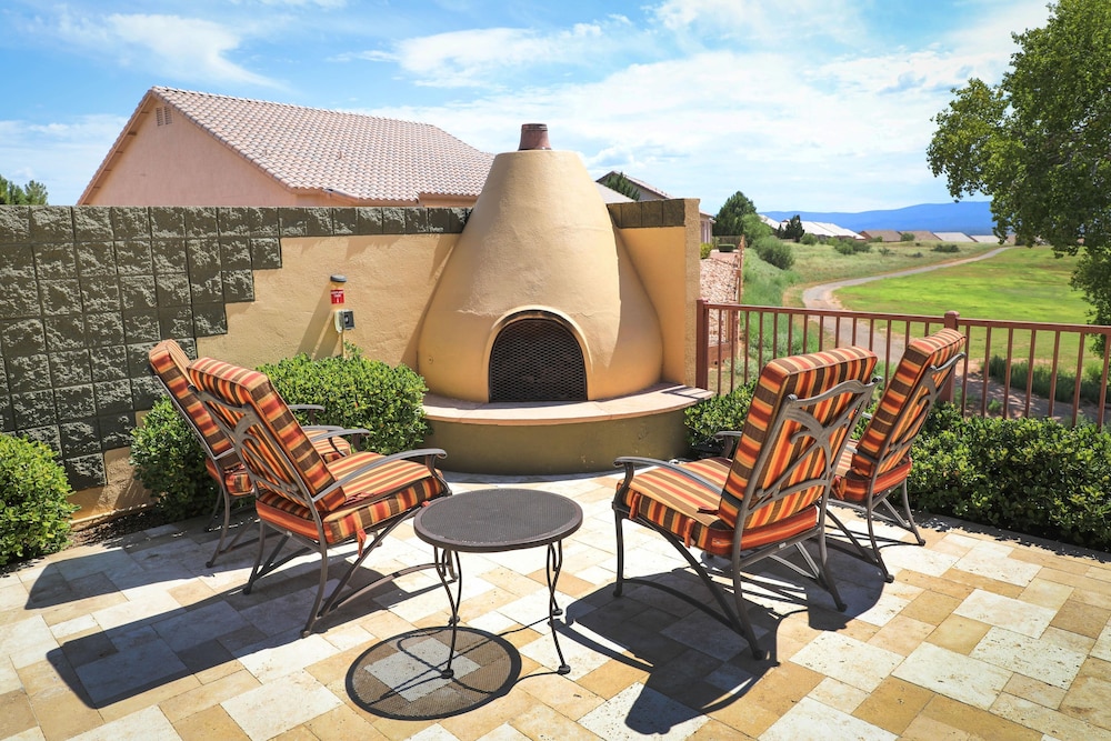 Getaways at Highlands at Verde Ridge