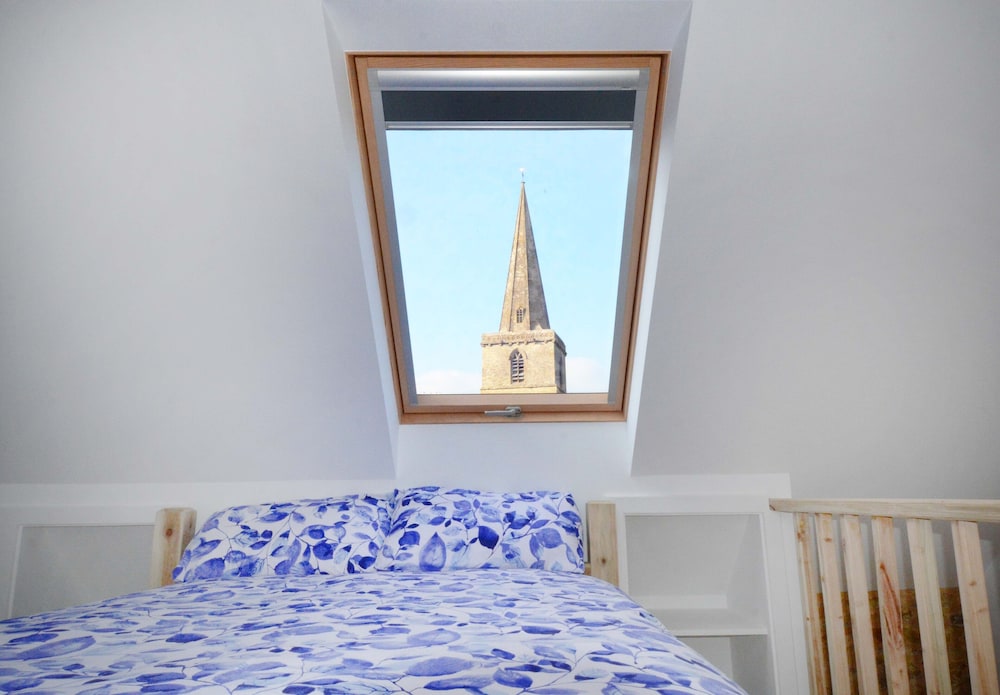 Dove House Cottage 1 view 3